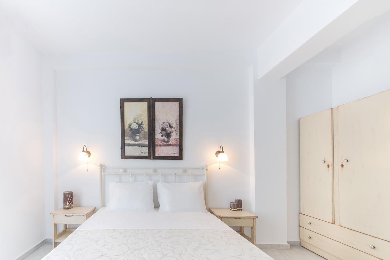Fragias Studios & Apartments Naxos City Bagian luar foto