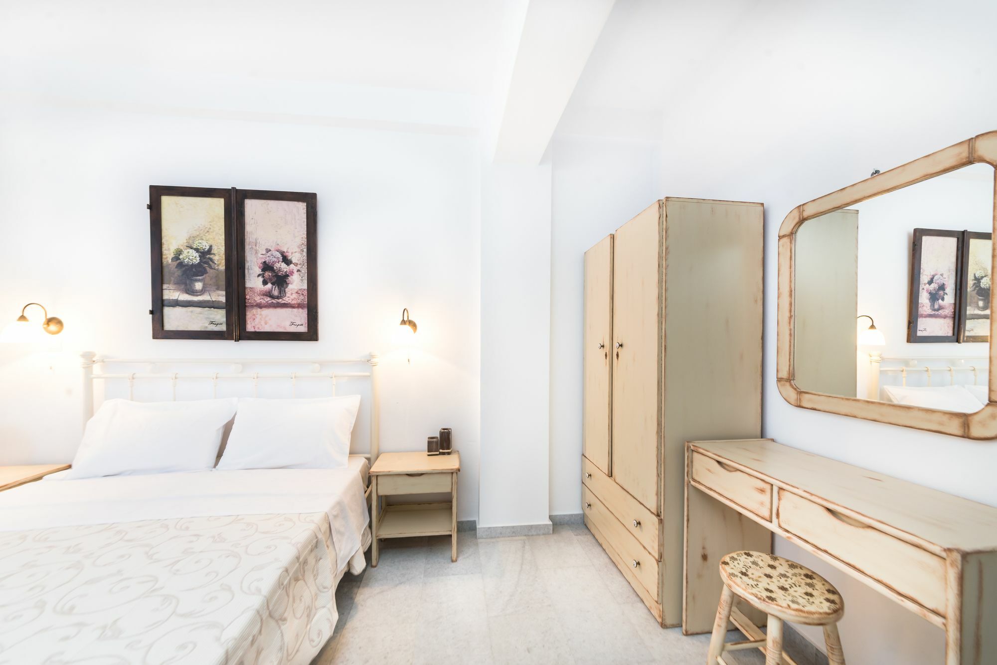 Fragias Studios & Apartments Naxos City Bagian luar foto