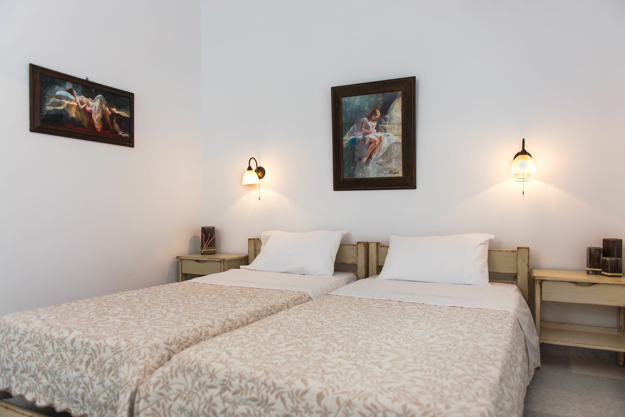 Fragias Studios & Apartments Naxos City Bagian luar foto
