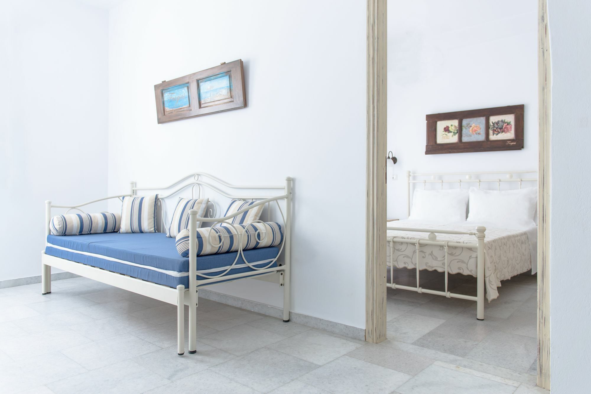 Fragias Studios & Apartments Naxos City Bagian luar foto